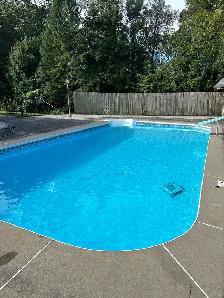 Wewkly Pool Cleaning Service - Photo 5