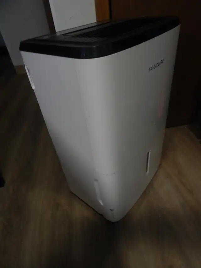 Frigidaire Dehumidifier, Like Brand NEW