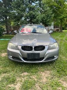 2010 BMW 323i only 152,000 kms - Photo 2