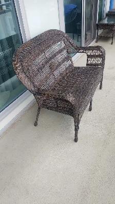 Wicker patio chair/bench - Photo 2
