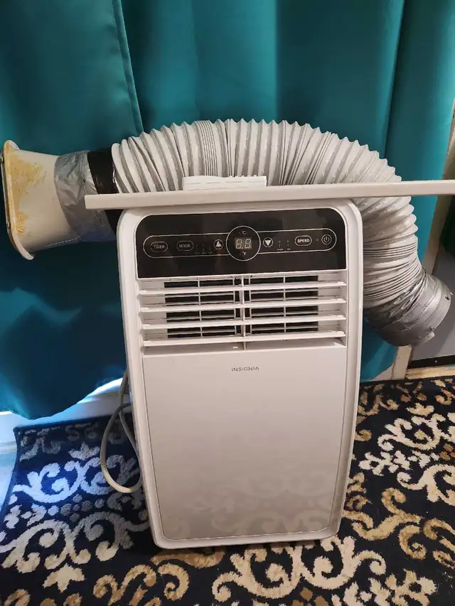 PORTABLE AIR CONDITIONER 8000 BTU BOWMANVILLE