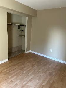 1 Bedroom Apartment - Photo 2