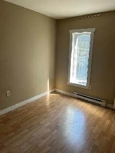 1 Bedroom Apartment - Photo 3