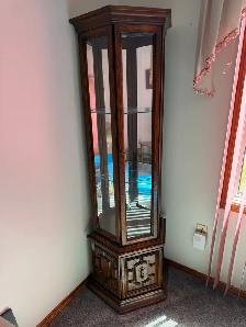 display cabinet $50 - Photo 2