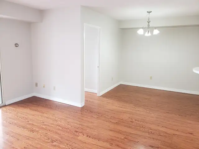 All Utilities Included Condo for Rent in Mississauga!