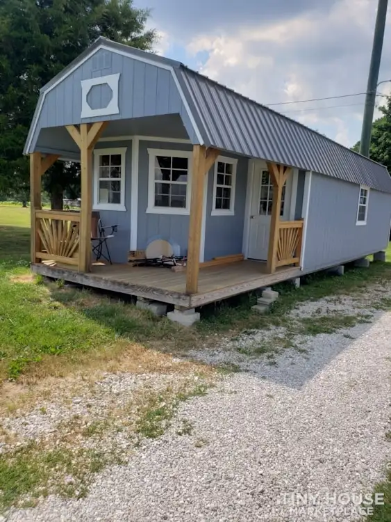 Looking for Tiny home or Trailer to rent in exchange for labour