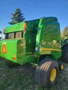 569 John Deer baler