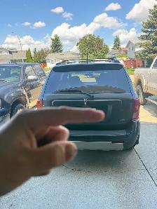 2009 Pontiac Torrent - Photo 2