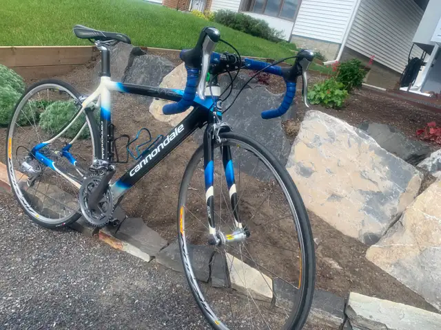 Cannondale Road bike