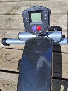 Under desk exercise  Bike...like new... - Photo 3