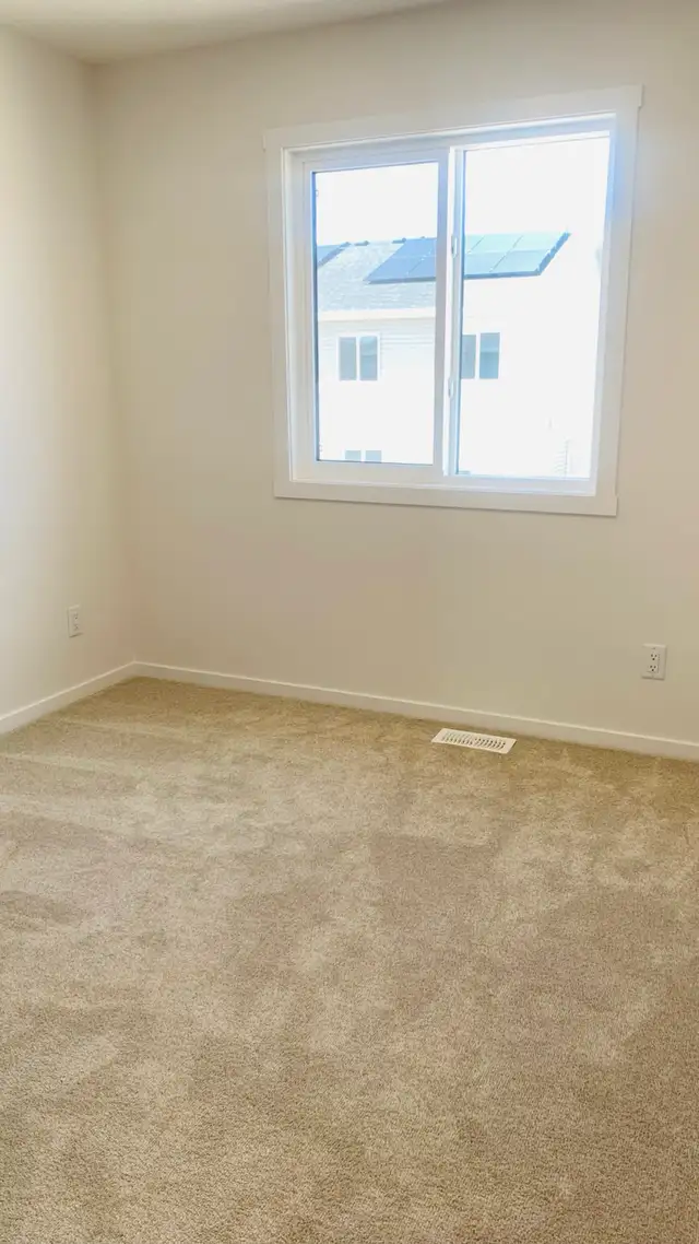 Room available for rent