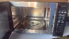 PANASONIC DIMENSION 4 GENIUS MICROWAVE WITH INVERTER CONVECTION - Photo 2