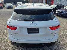 2018 Jaguar F-Pace 25t AWD Prestige  Nav / Sunroof / LTH / Rear - Photo 5