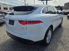 2018 Jaguar F-Pace 25t AWD Prestige  Nav / Sunroof / LTH / Rear - Photo 9