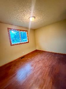 Main Floor 2Br, 1 bath for lease starting July 1,2026 - Photo 6