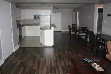 Beautiful fully furnished downtown condo available Aug 1, 2026 - Photo 3