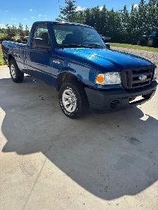 2008 FORD RANGER - 4 cylinder, 5 speed