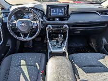 2021 Toyota RAV4 XLE AWS - Photo 3