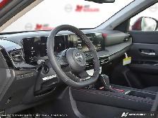 2026 Nissan Kicks SR - Photo 12