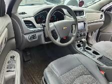 2016 Chevrolet Traverse LS - Photo 13