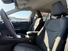 2022 Toyota RAV4 LE l AWD l 2.5L l 4Cyl l Eco Vehicle - Photo 17