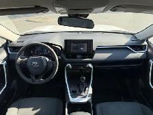 2022 Toyota RAV4 LE l AWD l 2.5L l 4Cyl l Eco Vehicle - Photo 18