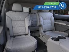2026 Buick Enclave Avenir HUD - Sunroof - Cooled Seats - Photo 17