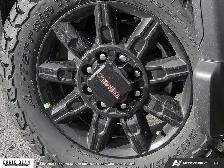 2026 GMC Sierra 3500HD AT4 - Photo 8