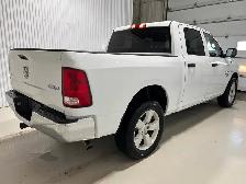 RAM 1500 Classic Slt Awd V8 2023 à vendre - Photo 8