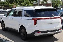 2025 Kia Carnival LX - Photo 4