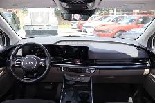 2025 Kia Carnival LX - Photo 20
