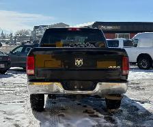2017 Ram 1500 ST - 140.5, 5.7L Hemi! LOW MILEAGE! - Photo 4