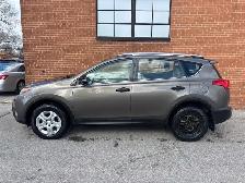 2013 Toyota RAV4 FWD 4dr LE - Photo 3