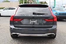 2017 Volvo V90 Cross Country - Photo 6