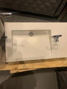 Sinks -FREE includes faucet - Photo 2