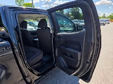 2015 Chevrolet Colorado LT - Photo 23