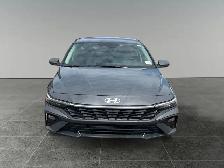 2025 Hyundai Elantra Essential - Photo 10