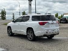 2017 GMC Acadia Denali - Photo 4