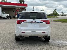 2017 GMC Acadia Denali - Photo 5