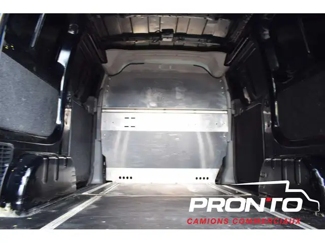 2021 Nissan NV200 Compact Cargo SV  Séparateur  Cruise  Bl
