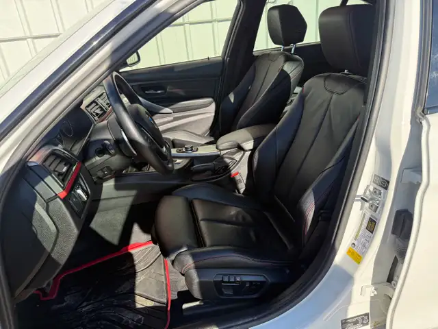 2012 BMW 3-Series 335i Sport Sedan RWD
