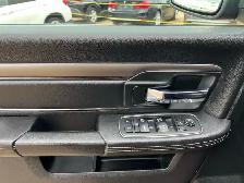 2018 Ram 1500 Crew Cab 3.0L V6 Diesel |Command Start | Sunroof - Photo 16