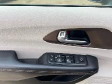 2017 Chrysler Pacifica Touring-L Plus 7 Passenger | No Accident - Photo 13