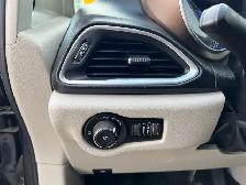 2017 Chrysler Pacifica Touring-L Plus 7 Passenger | No Accident - Photo 18
