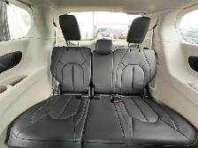 2017 Chrysler Pacifica Touring-L Plus 7 Passenger | No Accident - Photo 20