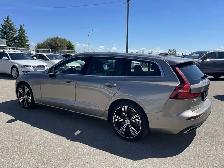 2019 Volvo V60 T6 Inscription 4dr Wagon AWD (2.0L 4cyl Twincharg - Photo 5