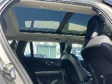 2019 Volvo V60 T6 Inscription 4dr Wagon AWD (2.0L 4cyl Twincharg - Photo 12