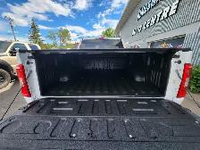 2022 Ford F-150 XL 4WD SuperCrew 5.5' Box - Photo 10