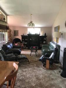 2 level, 4 season cottage - Photo 2