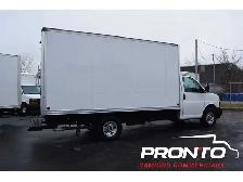 2019 GMC Savana Van 3500  Cube 14 pieds - Photo 8
